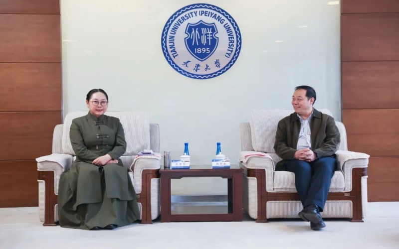 張榮華主席應(yīng)邀出席天津大學(xué)創(chuàng)業(yè)大講堂活動(dòng)，張君婷總裁作主題演講